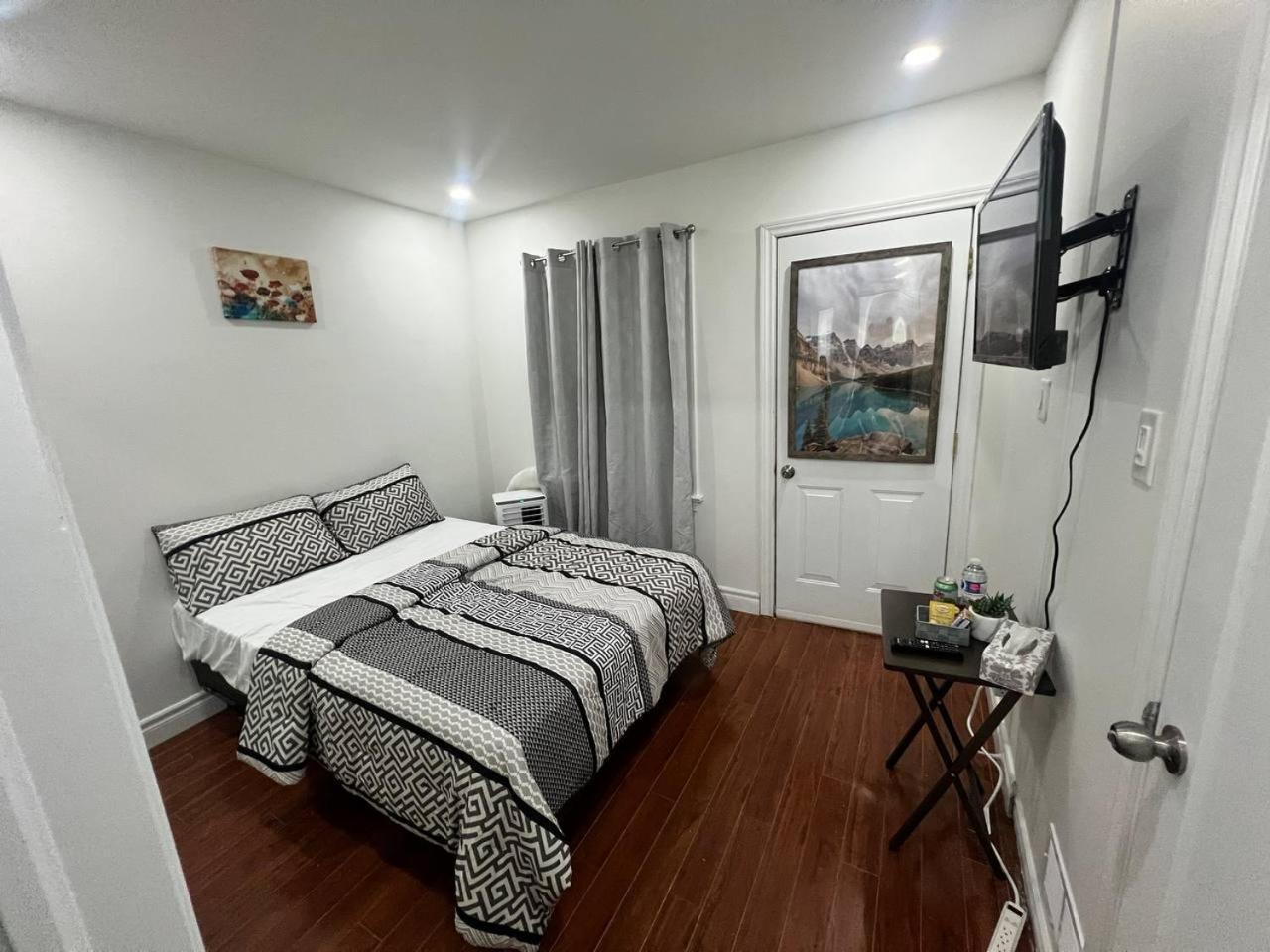 #1 Convvy-Nient Residence! Toronto Eksteriør billede